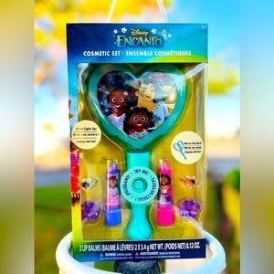 Brand New Disney Encanto light-up hand mirror & lip balm set